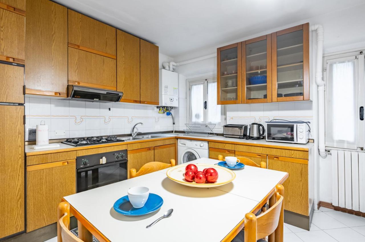Sant'Ambrogio Central Apt: Your Florence Hideaway Екстериор снимка